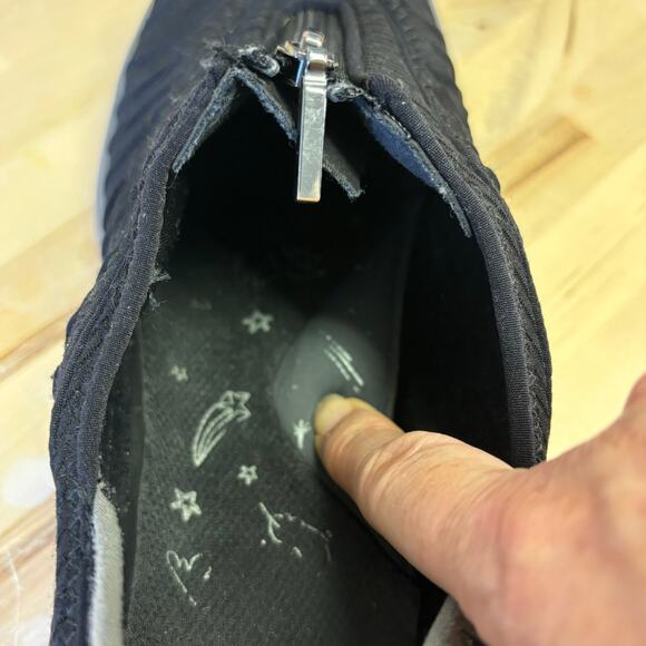 BZees Black Comfort Washable Zipper Top Shoe W9 - Picture 9 of 9